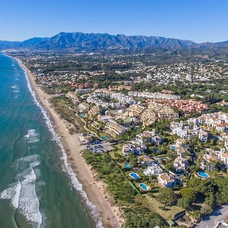 Apto Situado A 20 Metros De La Playa Con 3 Piscinas Apartment