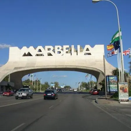 Apartment Apto Situado A 20 Metros De La Playa Con 3 Piscinas