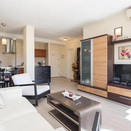 Apartment Apto Situado A 20 Metros De La Playa Con 3 Piscinas Marbella